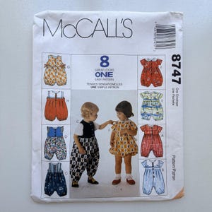 Naaipatroon McCall's 8747 uit 1997 – jumpsuit en rompertjes voor baby’s – maten S-XL – ongesneden en in de fabriek gevouwen
