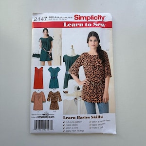 2011 Simplicity 2147 Symönster - Lär dig sy klänningar och bälte (storlekar 6-18) - Oklippt och fabriksvikt