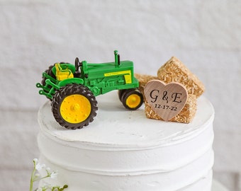 Tractor Wedding / Farmhouse Wedding Cake Topper /  Barn Wedding Cake Topper / Country Wedding Cake Topper / Farm cake topper / John Deere