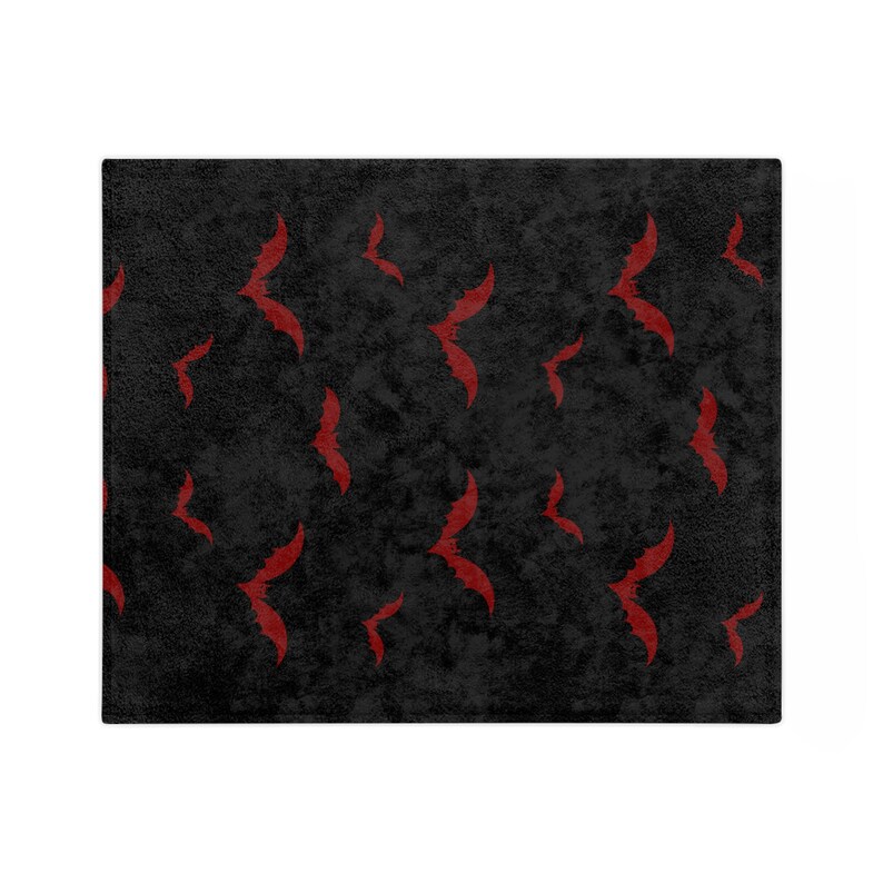 Red & Black Bat Print Gothic Velveteen Minky Blanket Spooky Blanket immagine 5