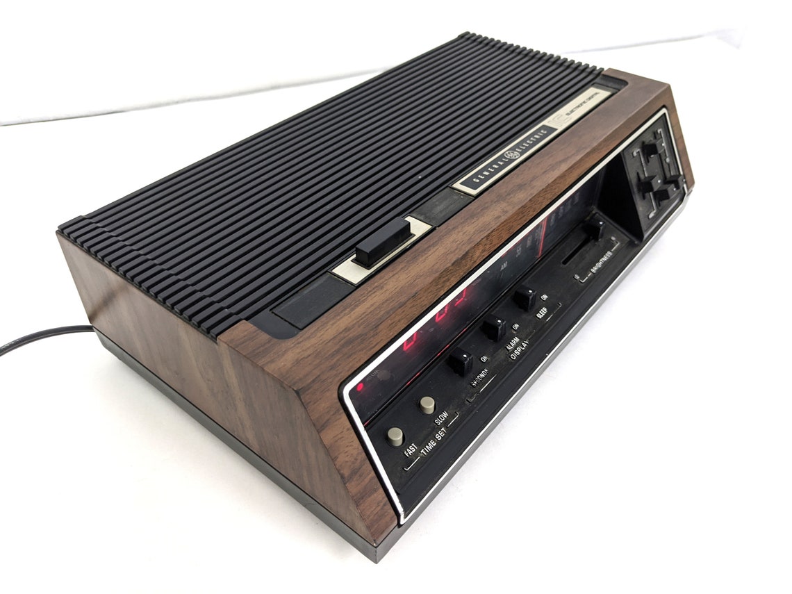 Vintage GE Am/FM Digital Alarm Clock Radio with Red LED Etsy
