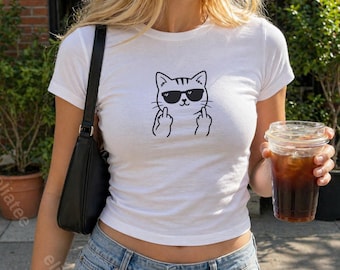 Top corto divertido y genial de gato, camiseta de bebé con gatito, regalo para amantes de los gatos, camiseta de bebé con gato sarcástico, top de verano, top corto moderno Y2K, top corto de gatito