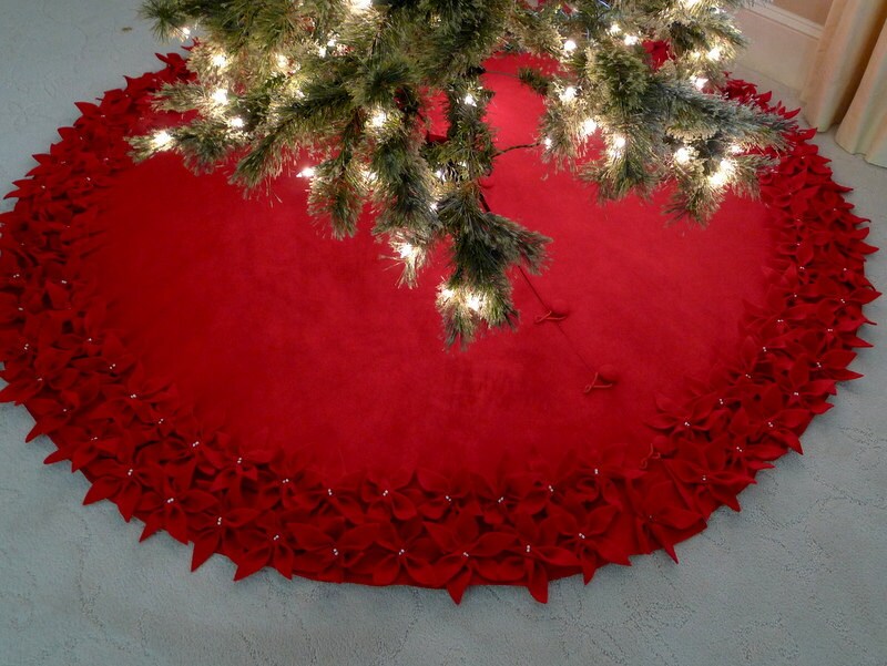72 Christmas Tree Skirt 