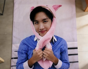 BTS Pink Schwein Hut Porträt Decke, Kpop Bangtan Soft Fleece Überwurf für ARMY Fans