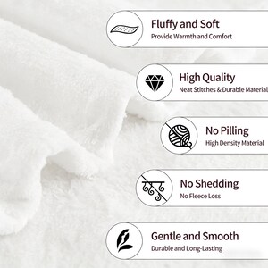 Pu&ograve; includere: Primo piano di una coperta bianca e soffice. L'immagine evidenzia le caratteristiche principali: "Fluffy and Soft", "High Quality", "No Pilling", "No Shedding" e "Gentle and Smooth". La coperta &egrave; progettata per fornire calore e comfort.