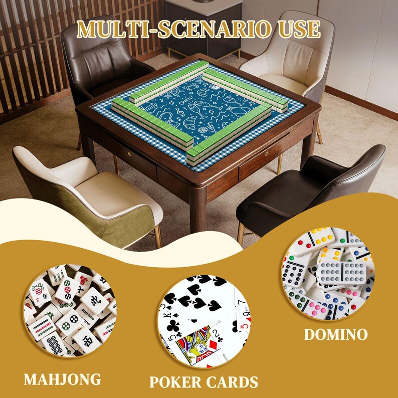 Puede incluir: Una mesa de juego de madera con una superficie a cuadros azules y blancos, rodeada de cuatro sillas. La mesa est&aacute; preparada para el Mahjong. La imagen tambi&eacute;n muestra fichas de Mahjong, cartas de p&oacute;quer y domin&oacute;. El texto dice "MULTI-SCENARIO USE".