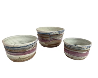 Klickitat Pottery Nesting Bowls Set of 3 Signed Artisan Stoneware Multi-Color