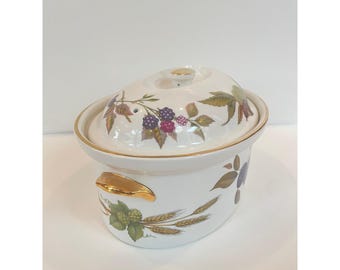 Royal Worcester Evesham Gold Oval Covered Casserole Dish Fine Porcelain England