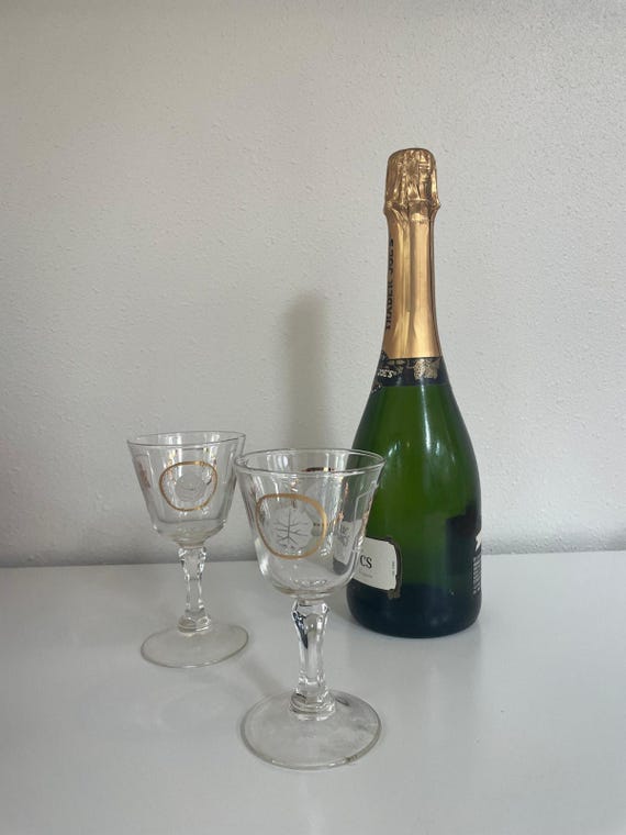 Vintage Mid Centry Libby Wine/ Cordial Glass Set of 2, Leaf Pattern with  Gold