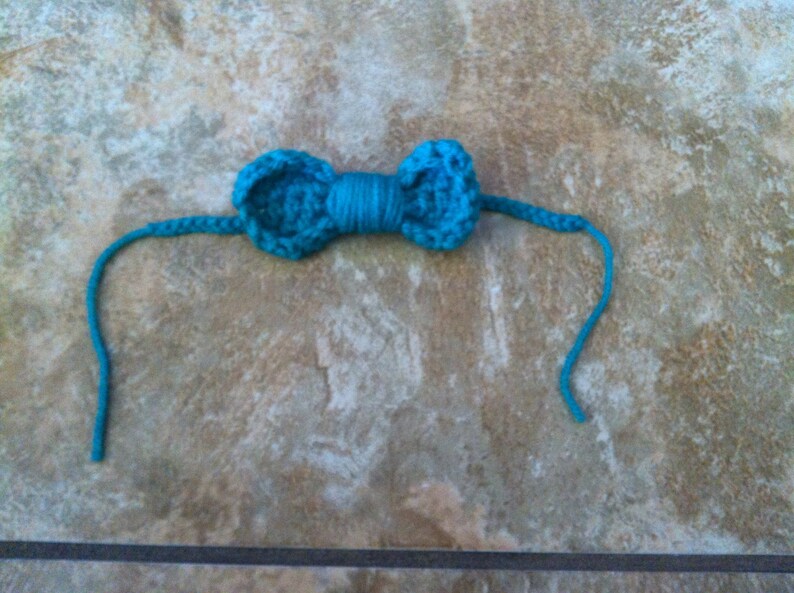 Crochet Disney/'s Pinocchio Outfit hat, diaper cover wsuspenders, a bow-tie and booties
