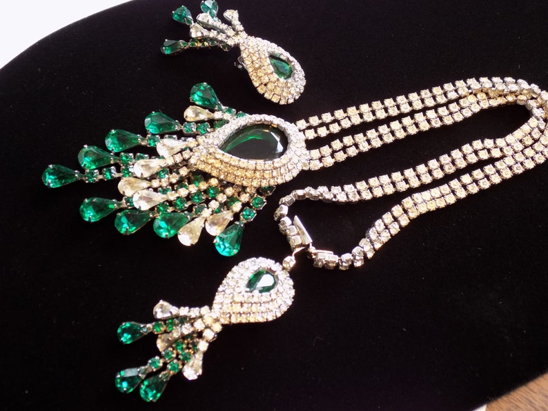 Necklace & Earring Set Emerald Green and Clear Rhinestone | Etsy