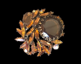 Vintage Regency Jewels Signed Rhinestone Brooch