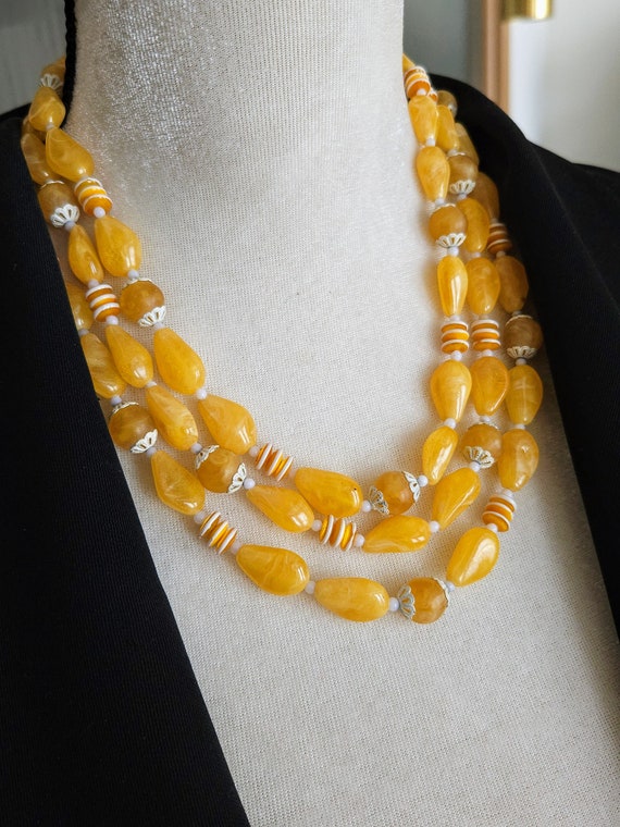 Vintage Butterscotch Yellow and White Beaded Trip… - image 1