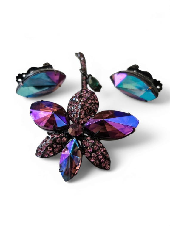Vintage Hollycraft Rhinestone Flower Brooch & Earring Set