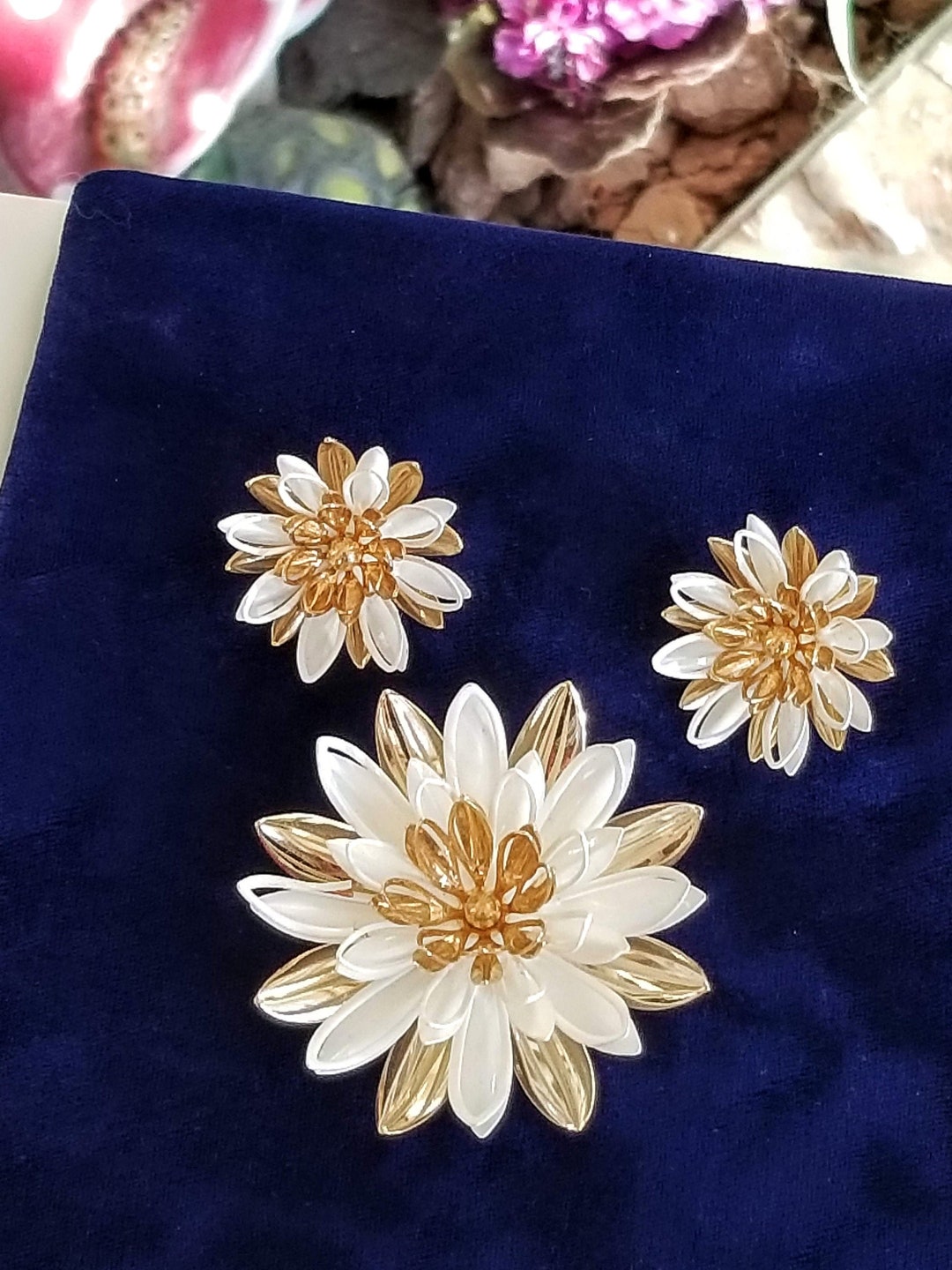 Signed Sarah Coventry Water Lily Brooch and Earring Set - Etsy