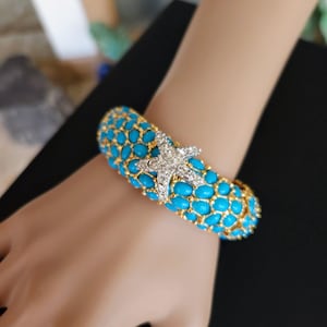 Vintage Kenneth J Lane KJL Signed Turquoise Hinged Clamper Bracelet With Starfish
