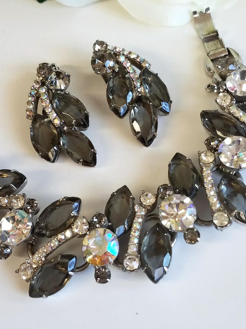 D and E Juliana Jewelry Vtg 5 Link Bracelet Black Diamond Smokey Gray /& AB Rhinestones Juliana Rhinestone Bracelet and Earring Set
