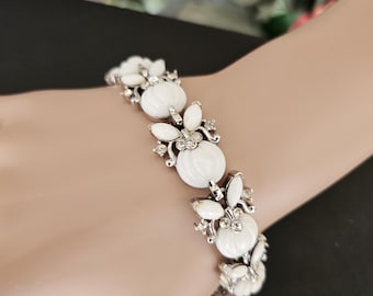 Vintage Crown Trifari Molded Melon Milk Glass & Rhinestone Bracelet