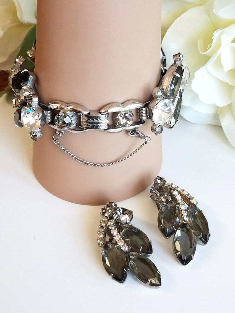 D and E Juliana Jewelry Vtg 5 Link Bracelet Black Diamond Smokey Gray /& AB Rhinestones Juliana Rhinestone Bracelet and Earring Set