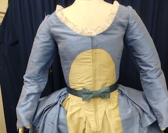 18th century gown / Marie Antoinette / Schuyler Sisters / Robe Anglaise