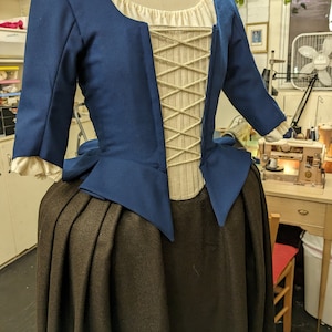 Outlander / Claire Fraser / Scottish / 18th century dress.