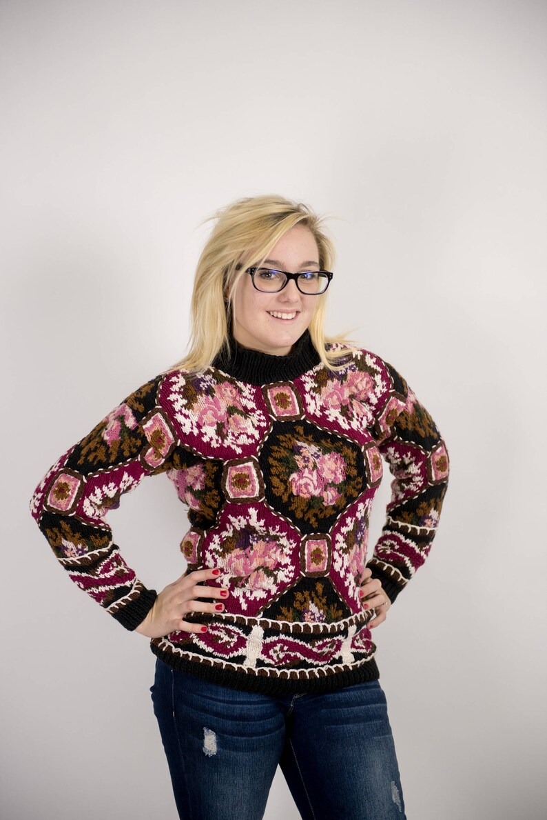 Vintage Handknitted Multicolored Floral Sweater by Express Tricot