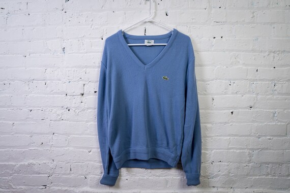baby blue v neck sweater