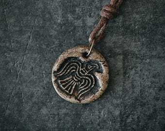 Handgjort vikingakornhänge, lera Odin-amulett, nordisk mytologigåva