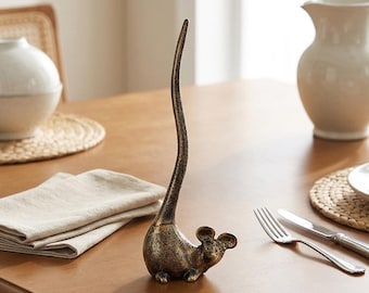Cast Iron Mouse Paper Towel Holder,Rustic Kitchen Decor,Cute Mouse Suit for Farmhouse,Animal Kitchen Accessory,Unique Gift for Pet Lover