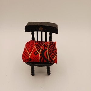 doll house furniture- black accent chair