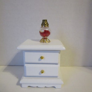 Miniature Dollhouse red globe non-lighting lamp 1:12