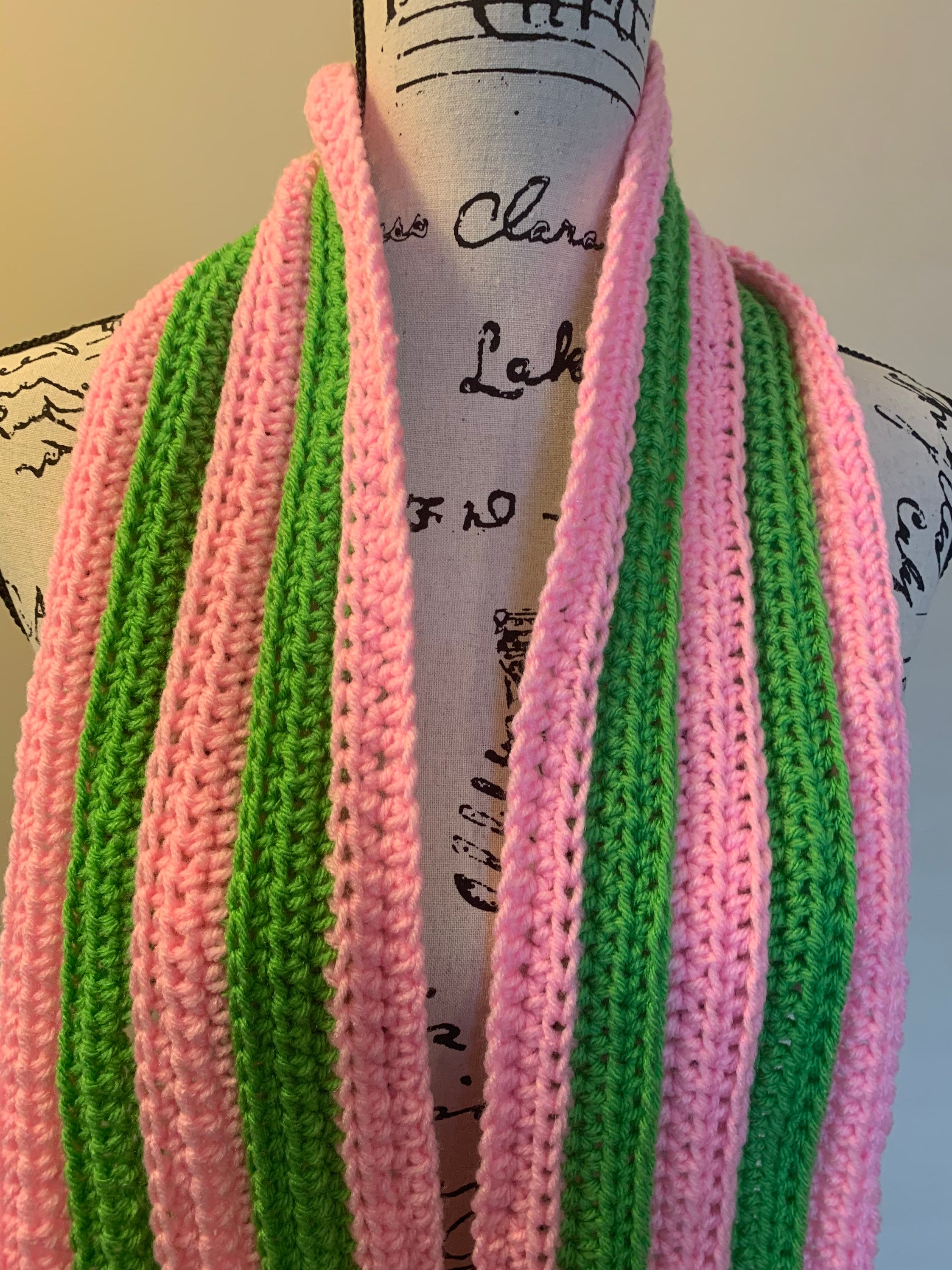 Alpha Kappa Alpha Hat and Scarf