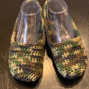 Handmade Crochet Camouflage House Slippers with Felt Insole No Slide Bottom Free Shipping