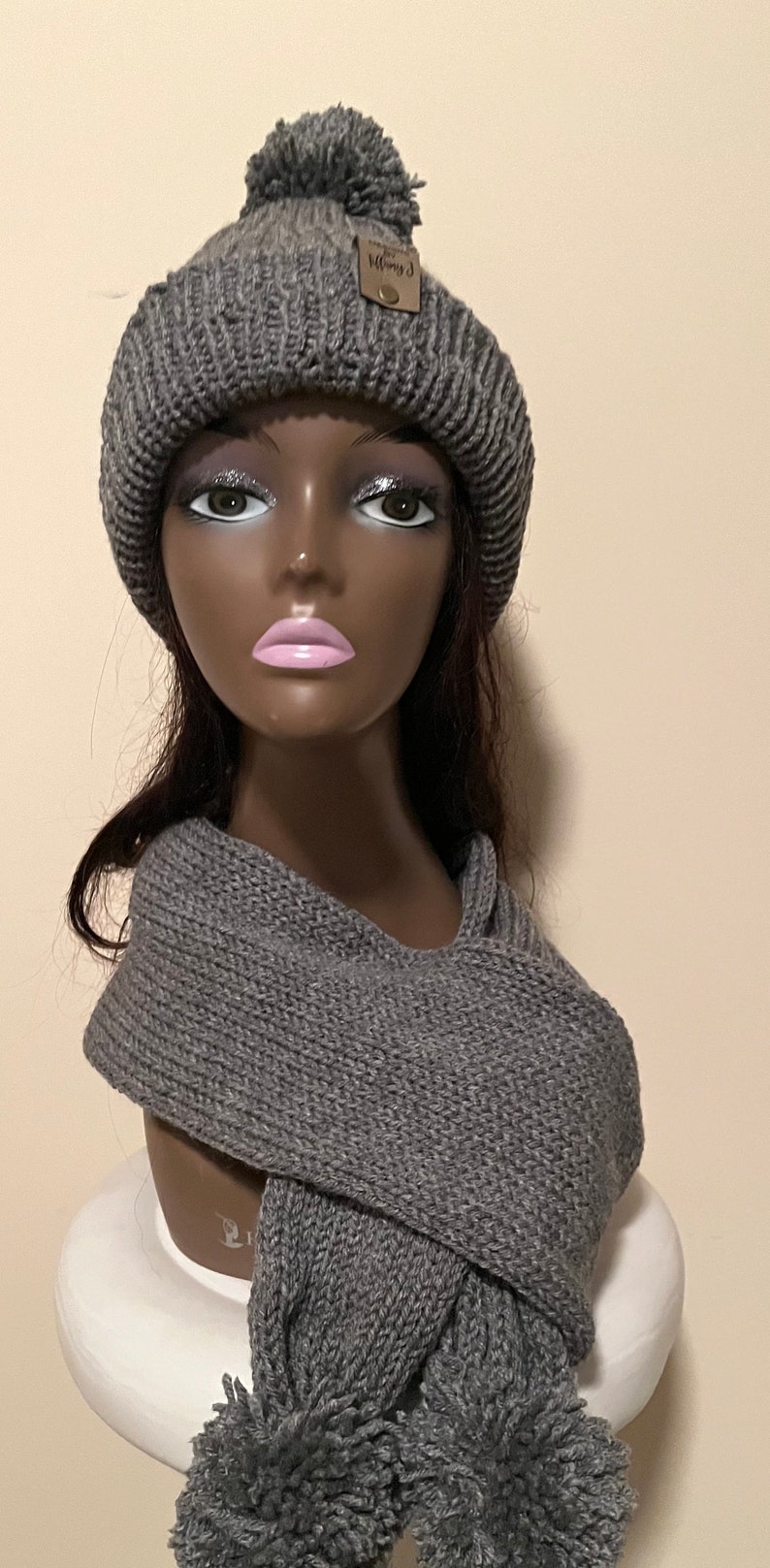 Handmade Knit Hat and Scarf Gift Free Shipping Free Shipping soft yarn winter accessory Gift Under 60 imagem 5
