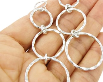 Pendientes colgantes circulares martillados de plata de ley, joyería minimalista bohemia.