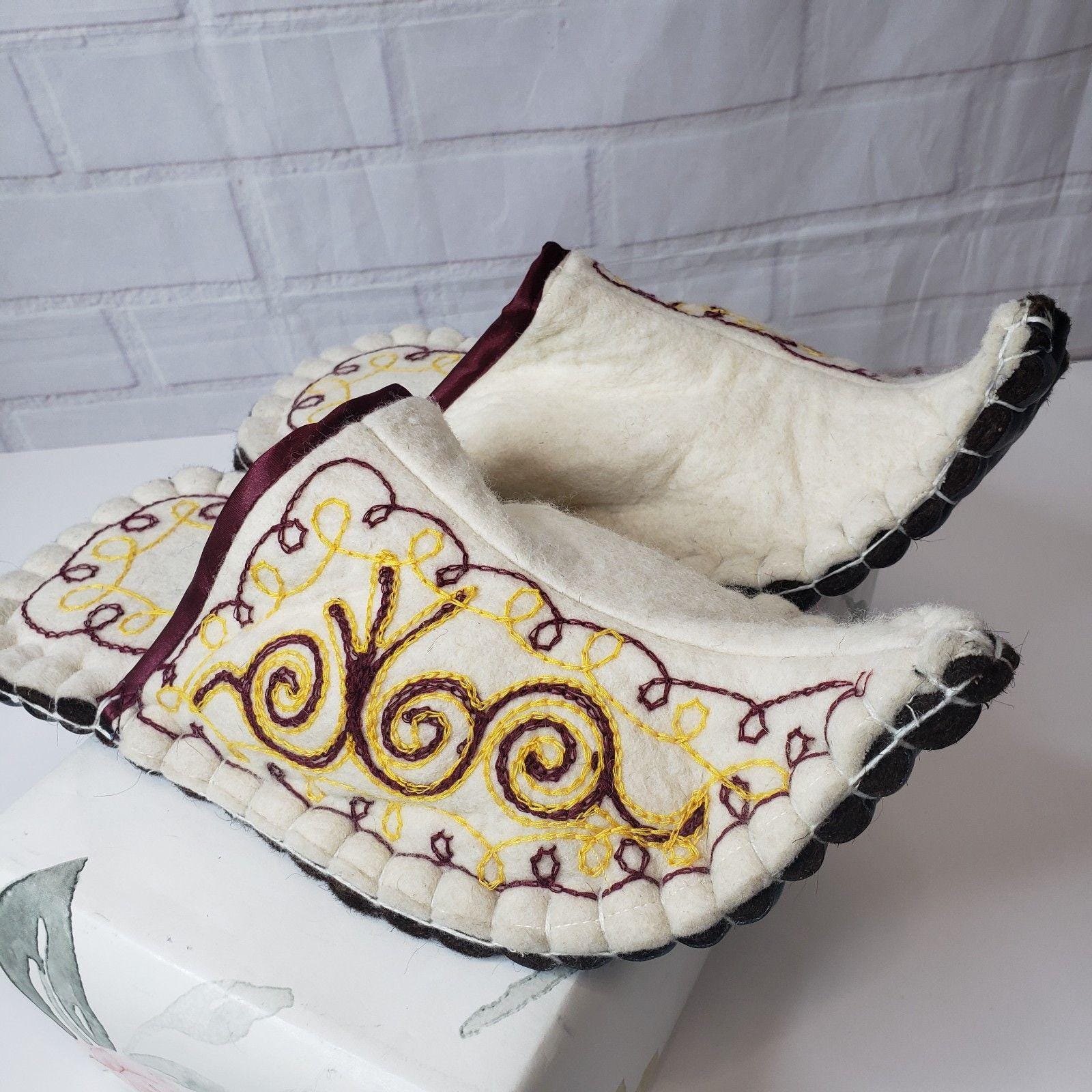 Aladdin Slipper - Etsy display picture 2