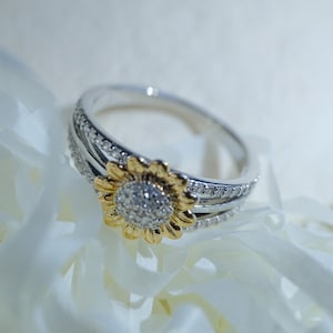 Two Tone Sunflower Ring|Paved Cubic Zirconia Copper Double Band Ring|Sparkly Sunflower Statement Ring|Inspirational Jewelry