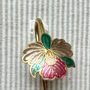 Vintage 80&#39;s &quot;HOOKED BOOK MARKERS &quot; Orchid Design - Great Compliment to Your Book Gift - Makes a nice  Stocking Stuffers too!