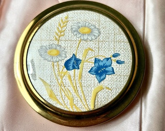 Vintage  "NITA GURBARG COMPACT" Round Floral Design - RaRe Find