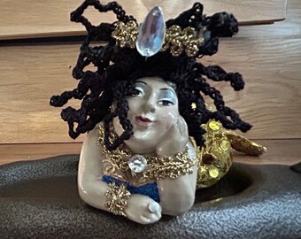 Vintage "MERMAID SHELF SiTTER DOLL" By Wayne Kleski  Retired Katherine's Collection Posable in Gold sequin