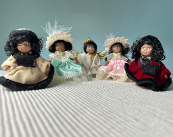 Vintage "MINIATURE FIGURINES"  Set of 5 - Freestanding Art Plastic Beautiful Figurines