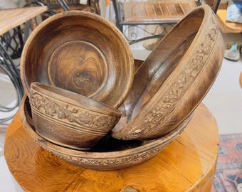 Mango Wood Carved Nesting Bowls – Rustic Farmhouse Kitchen Decor Serving Set