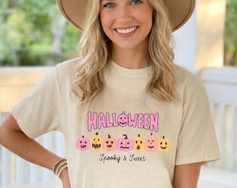 Cute Pumpkin Halloween Shirt, Spooky Sweet Halloween Tee, Pink Pumpkin Graphic Shirt, Kawaii Fall Shirt, Cute October Outfit, Autumn Gift