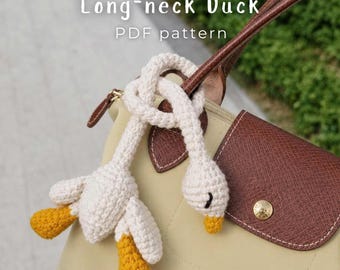 Long Neck Goose Crochet Pattern, Funny Goose Amigurumi Pattern, Cute Bag Charm Crochet, Unique Crochet Gift, Handmade Bag (Digital Download)