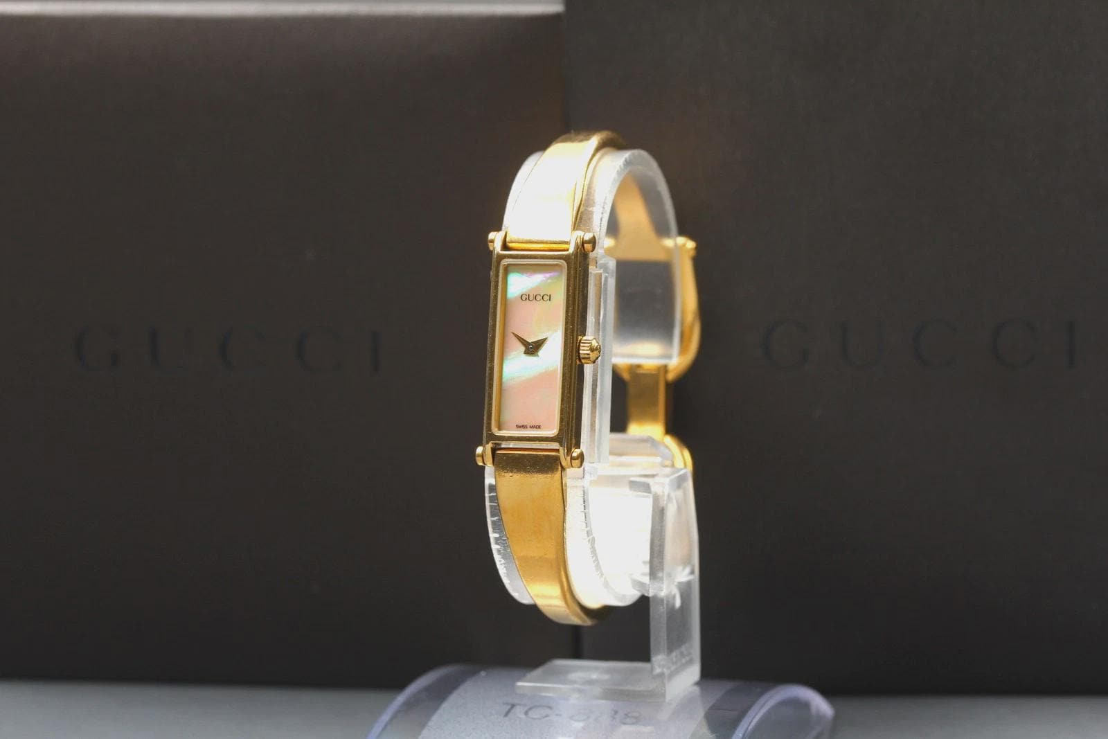 Gucci 1500l Gold Watch - Etsy