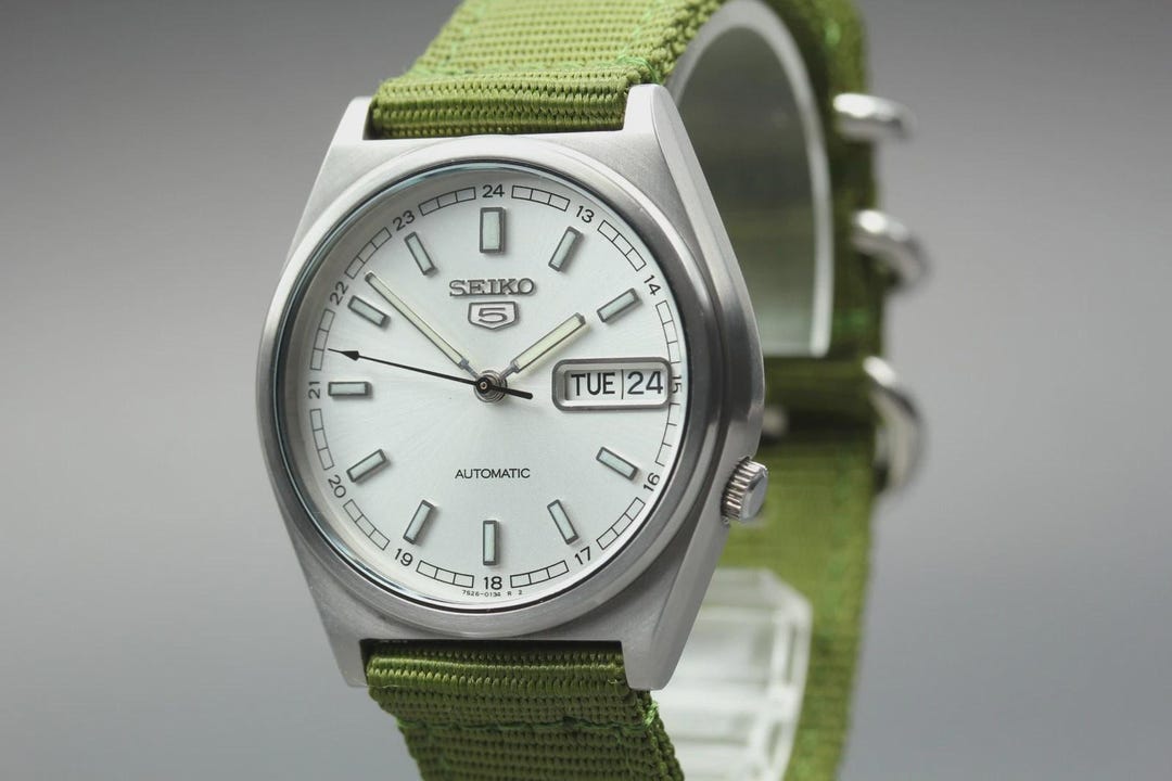 【中古】メンズ 腕時計 SEIKO 7S26-0540 Vintage Seiko 5 7S26-0540 Silver Dial Automatic 37mm Men's Watch