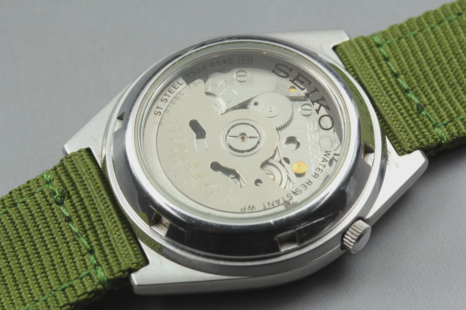 Vintage Seiko 5 7S26-0540 Silver Dial Automatic 37mm Men's Watch