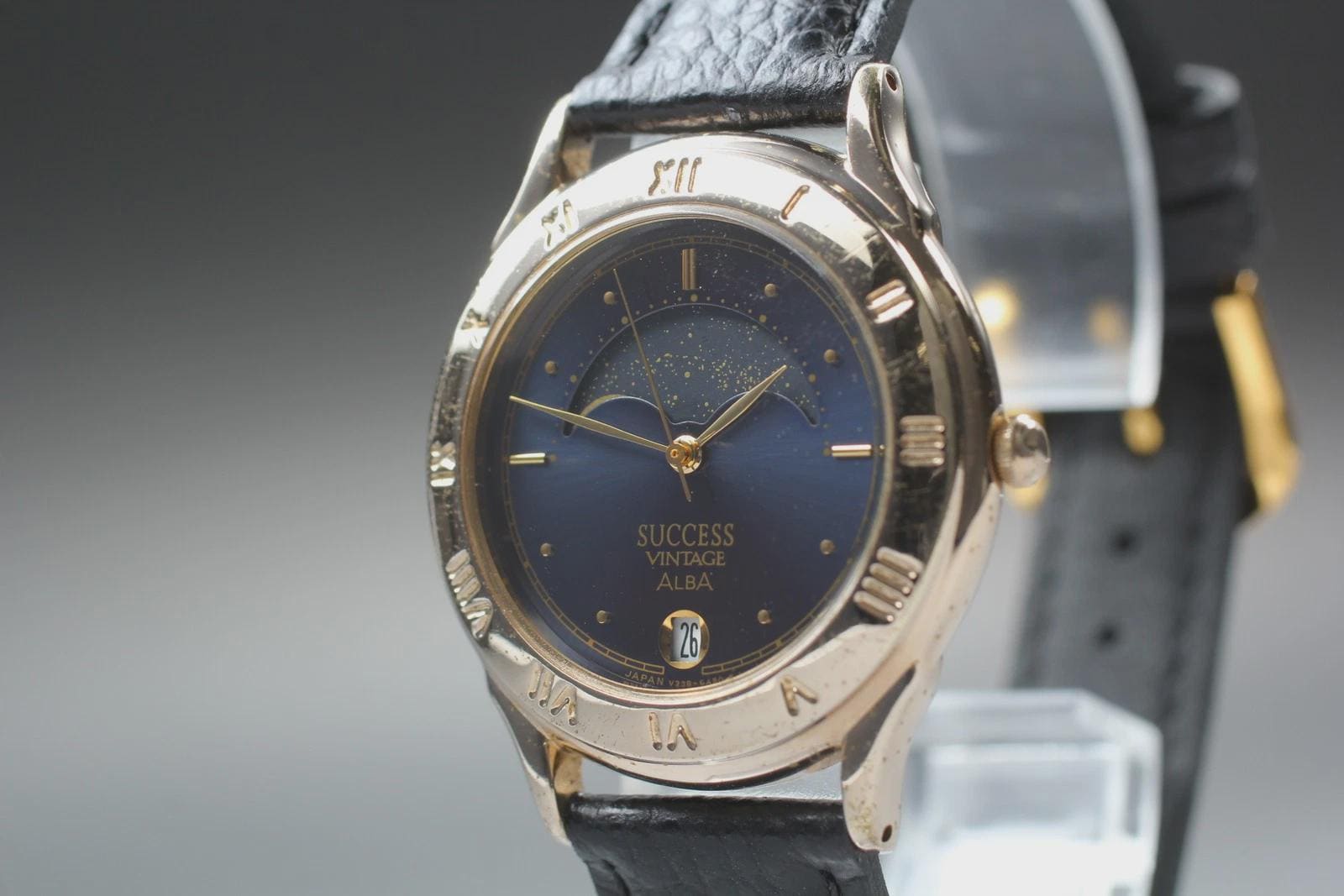 新品電池/稼働 SEIKO レディース ヴィンテージ ムーンフェイズ　希少　レア 新品電池】稼働 SEIKO 腕時計 レディース ヴィンテージ スクエア 希少