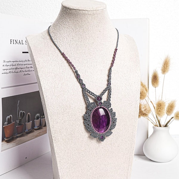 Collana in macramè di ametista con autentica pietra preziosa di grado AAA naturale (95927)