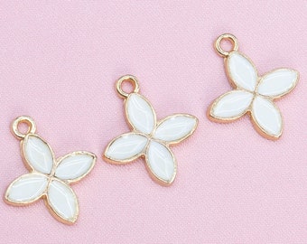 6pcs gold tone enamel clover charm-pick black or white color